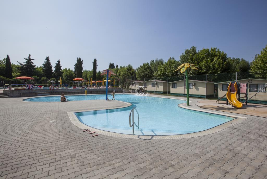Baia Holiday Gasparina Castelnuovo del Garda Εξωτερικό φωτογραφία