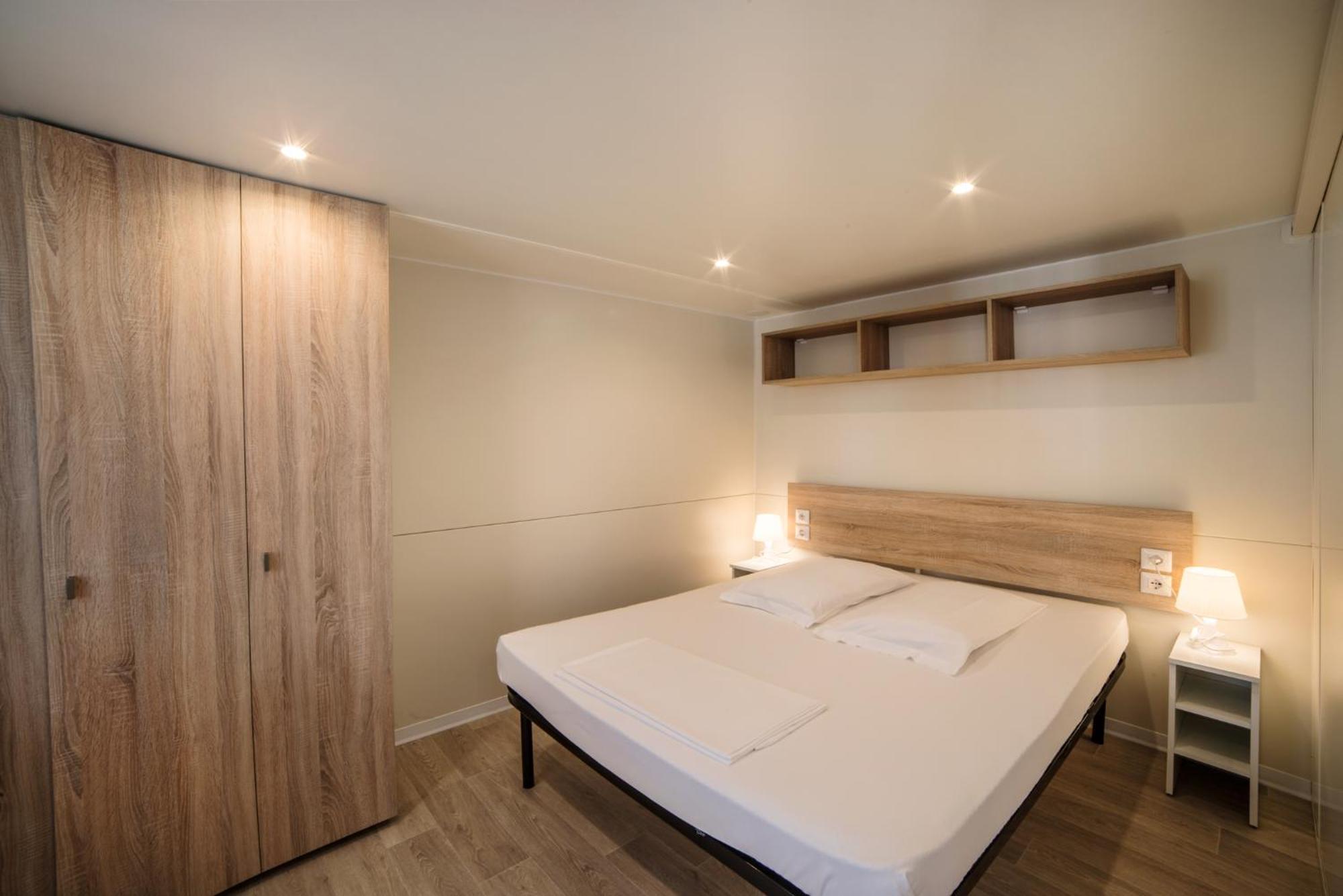 Baia Holiday Gasparina Castelnuovo del Garda Εξωτερικό φωτογραφία